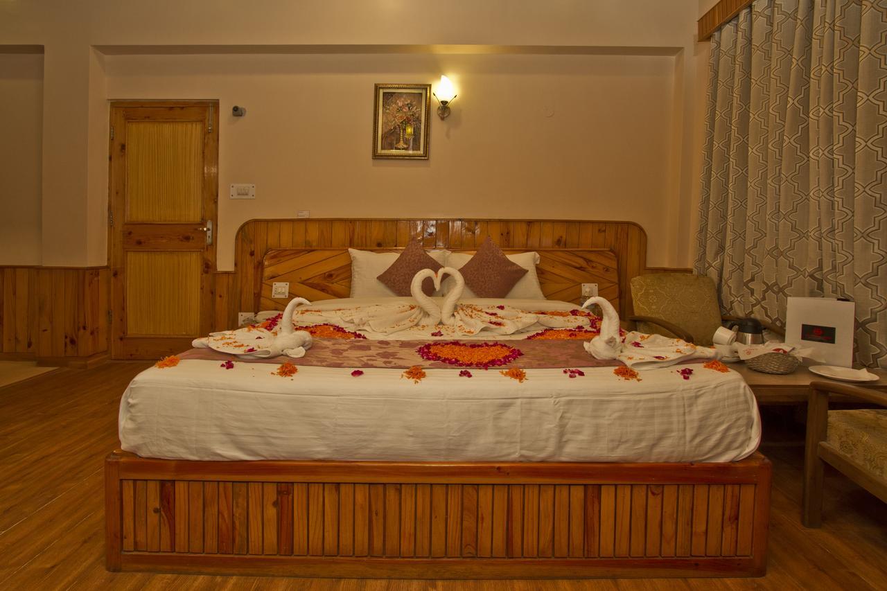 Holiday Bnb Manali ภายนอก รูปภาพ