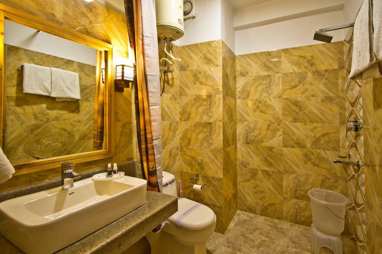 Holiday Bnb Manali ภายนอก รูปภาพ